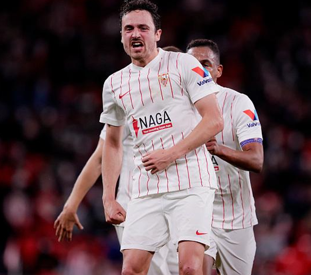 开云-包含西甲赛前走向成谜；武汉三镇遗憾出局；引发热议；身体对抗强度拉满的词条-开云