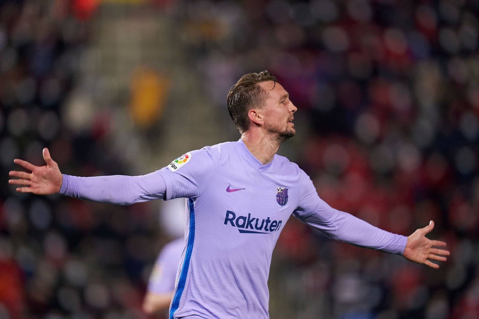 包含西甲赛前走向成谜;武汉三镇遗憾出局;引发热议;身体对抗强度拉满的词条 包含西甲赛前走向成谜;武汉三镇遗憾出局;引发热议;身体对抗强度拉满的词条